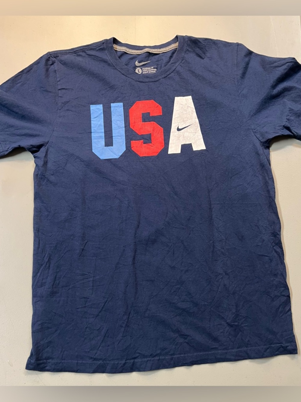 Nike USA Graphic T-Shirt Navy Blue Logo Tee Men’s Size L Athletic Casual